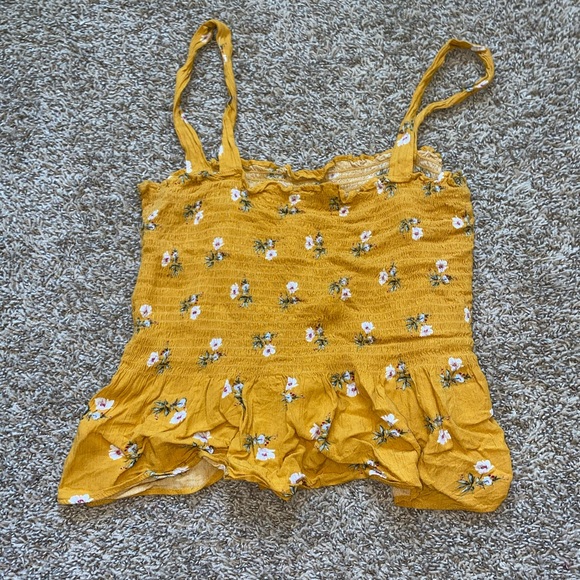 COPY - Yellow with floral print crop top - Picture 2 of 2